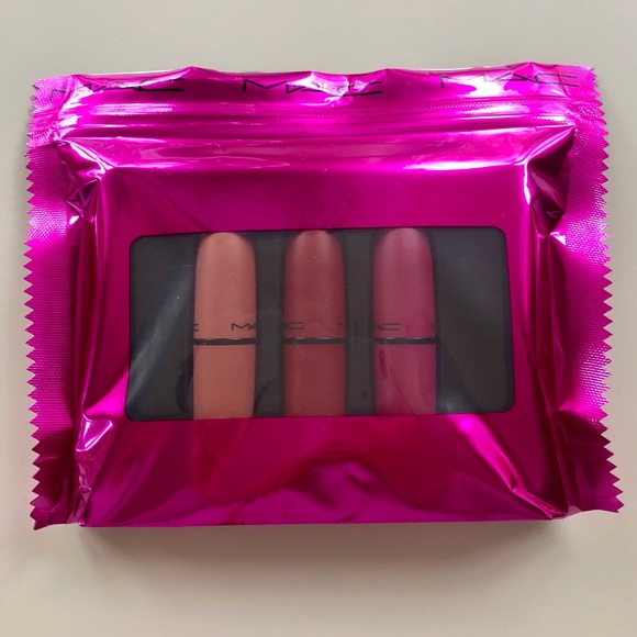 🆕 M-A-C Shiny Pretty Things Lip Trio Kit - Picture 1 of 1